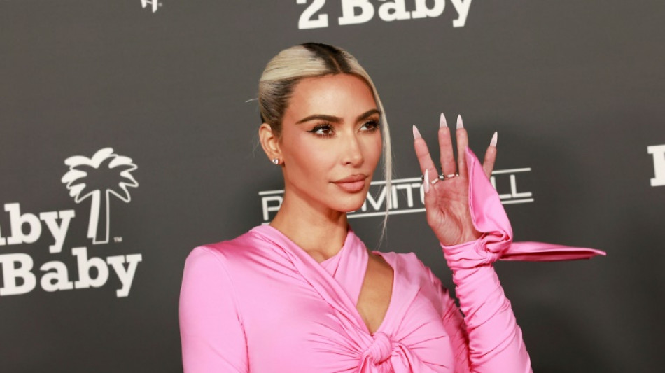 Kardashian stellt nach umstrittenen Balenciaga-Bildern Kooperation auf Prüfstand
