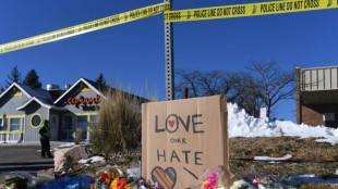 Gäste stoppen Angreifer nach tödlichen Schüssen in LGBTQ-Nachtclub in den USA