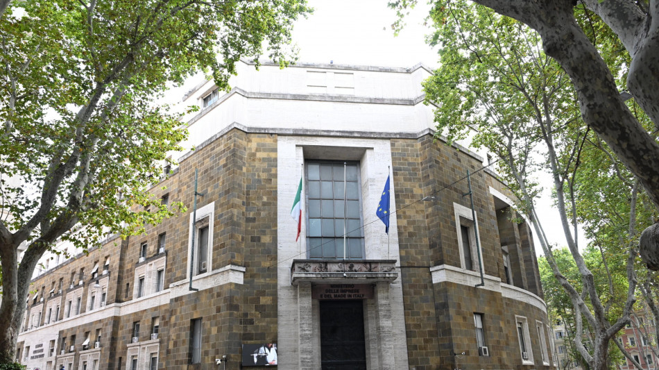 Mimit, 150 milioni a servizi cloud computing e cybersecurity