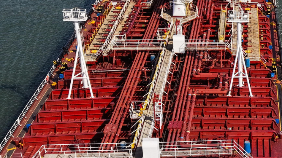  Il gas sale ancora e supera gli 83 euro sulla piazza Ttf di Amsterdam 