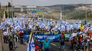 Tausende bei Gro&szlig;demonstration gegen Kurs von Netanjahu in Jerusalem
