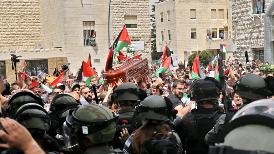 Indignación tras la carga policial israelí en el funeral de Shireen Abu Akleh en Jerusalén