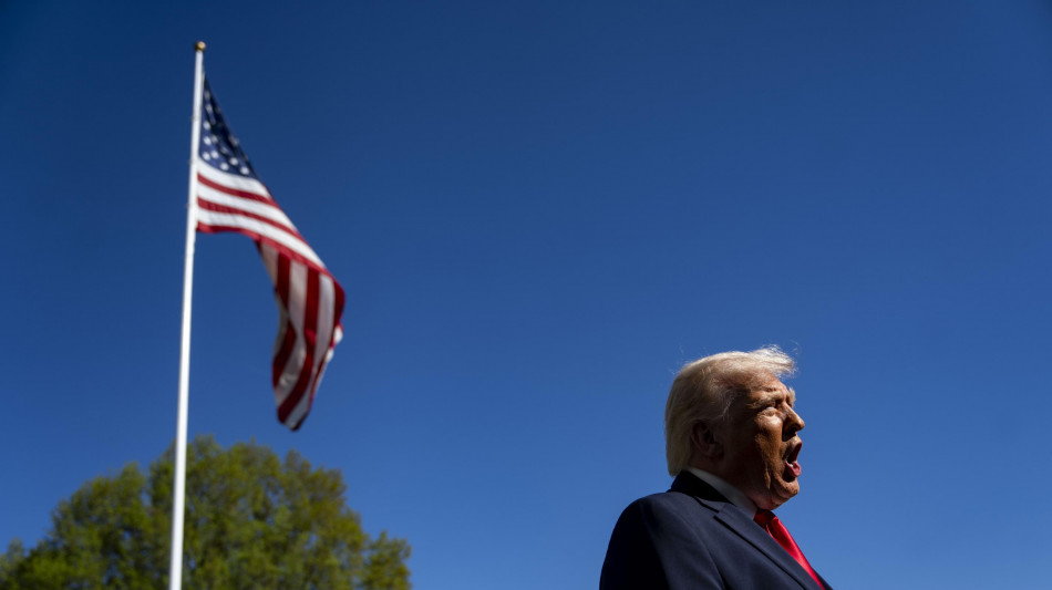  Trump avverte la Cina, 'dazi al 50% se invier&agrave; armi all'Iran' 