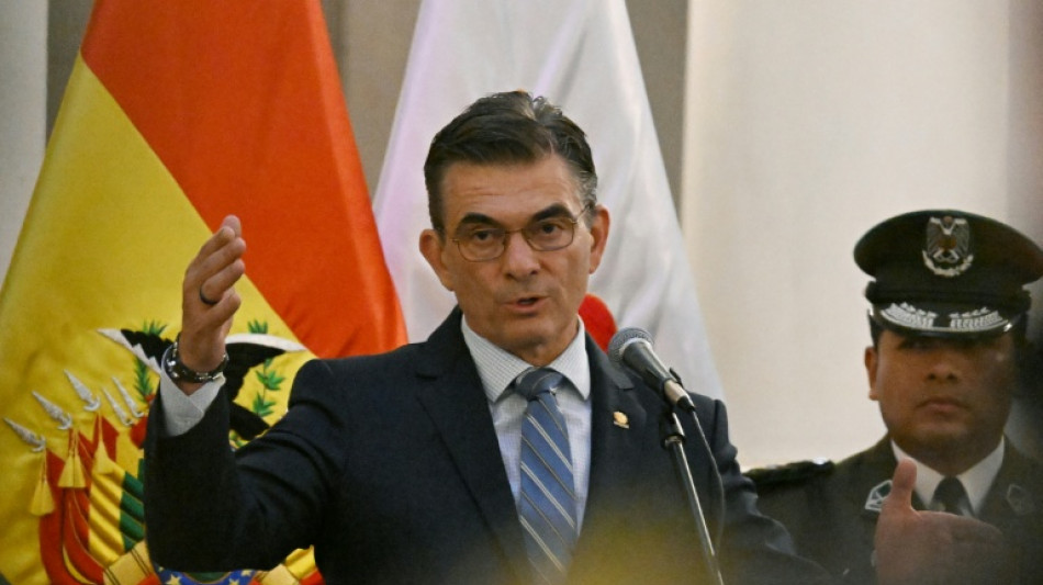 Paz pide investigar un "posible atentado" tras las mortales explosiones en una unidad militar de Bolivia 