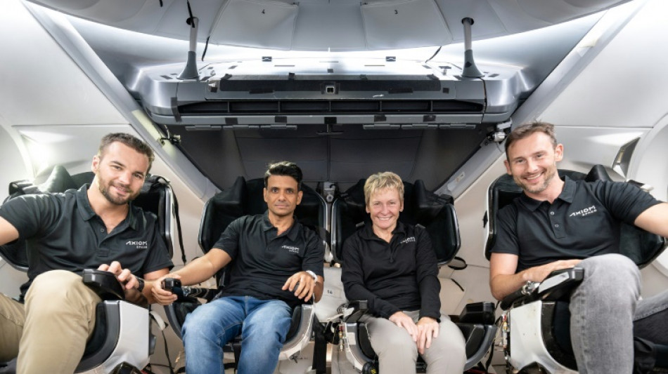 Hungria, Índia e Polônia retornam ao espaço