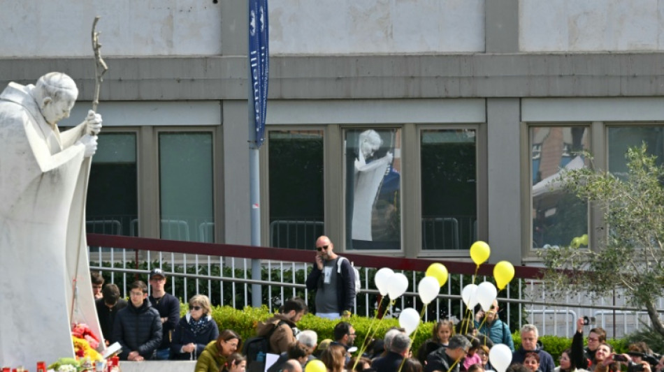 Papa Francisco diz que passa por 'per&iacute;odo de prova&ccedil;&atilde;o' na mensagem do Angelus