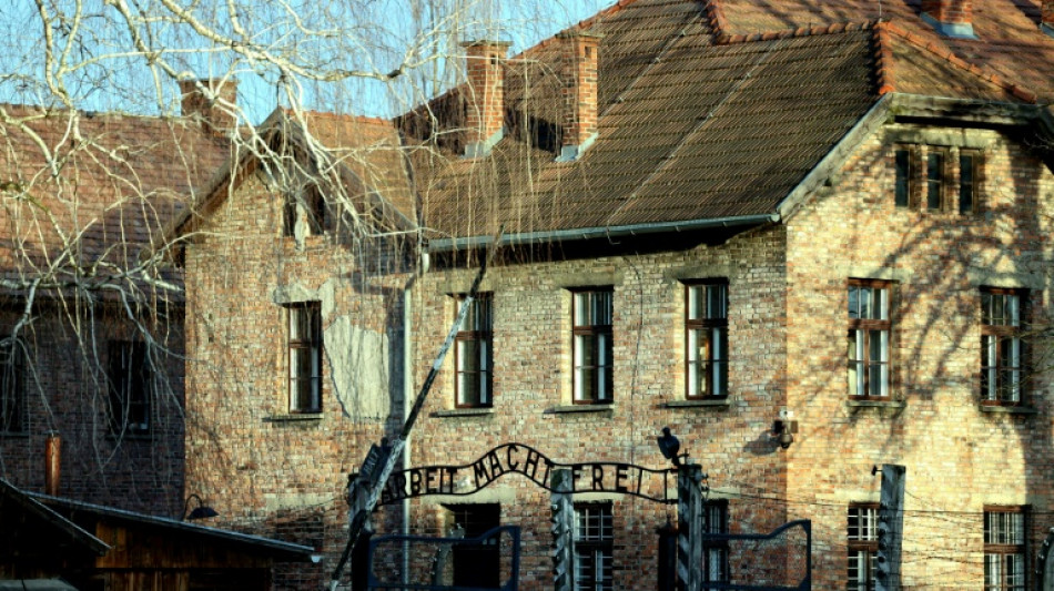 Weltweites Gedenken an Opfer des Holocaust - Kranzniederlegung in Berlin