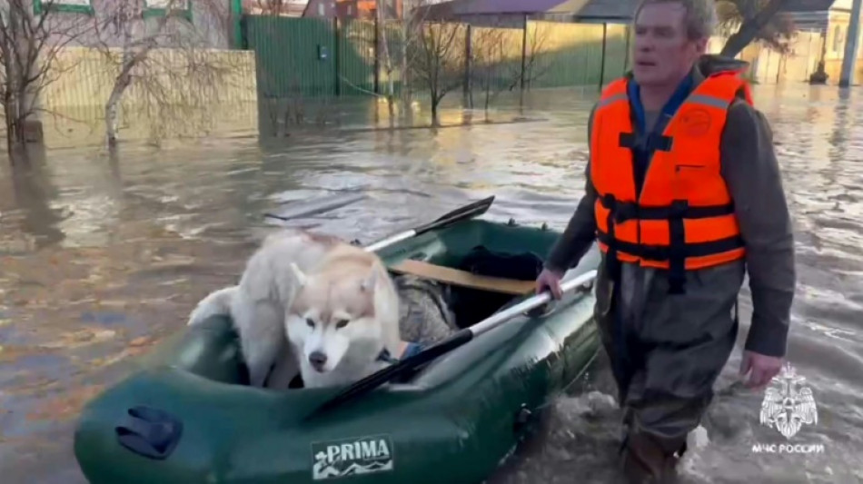 Mehr als 4000 Menschen in Russland nach &Uuml;berflutungen durch Dammbruch evakuiert