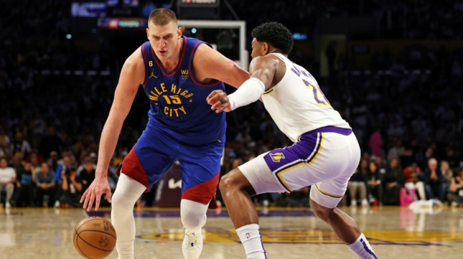 NBA: Denver encore trop fort pour les Lakers, au bord du pr&eacute;cipice