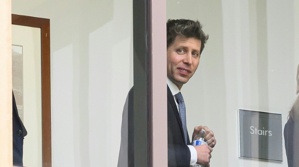  Proc&egrave;s OpenAI: Musk absent, Altman au premier rang pour les plaidoiries finales 
