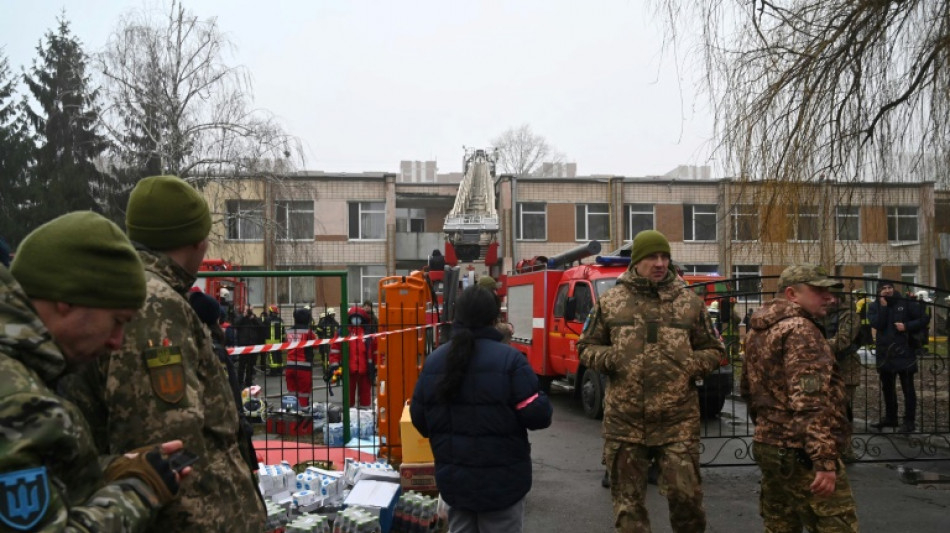 Ukraine: un ministre tué dans le crash d'un hélicoptère près d'une école