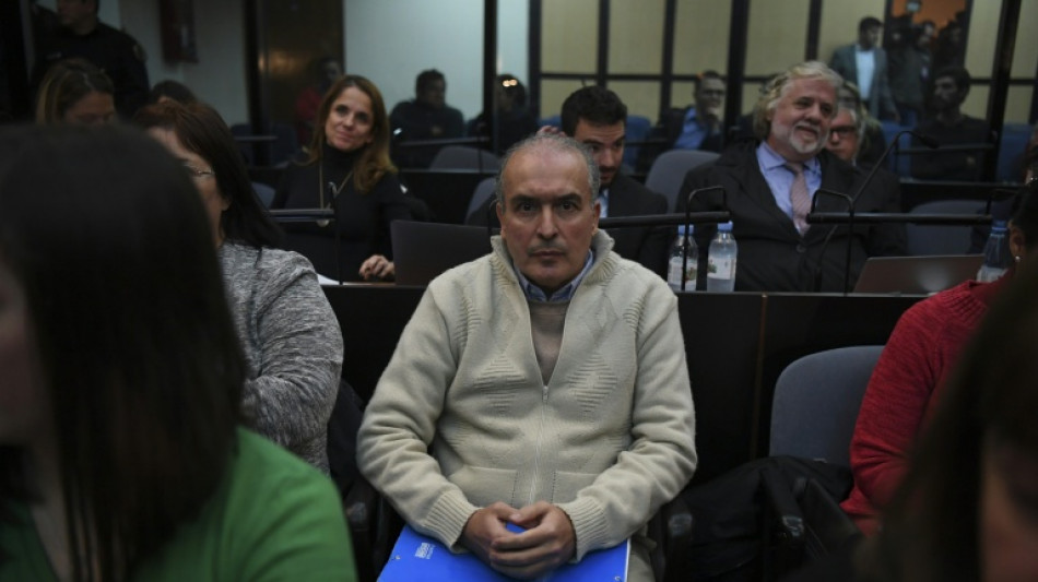  Condenan a exfuncionarios por corrupci&oacute;n en una fundaci&oacute;n de derechos humanos en Argentina 