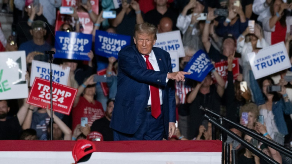 Trump inculp&eacute; pour avoir tent&eacute; d'inverser le r&eacute;sultat de l'&eacute;lection de 2020