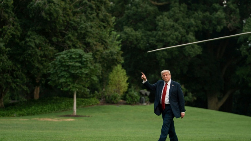 Trump avisa de un "anuncio de gran magnitud" sobre Rusia antes de su reuni&oacute;n con el jefe de la OTAN