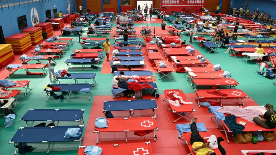  Close to Madrid, those who escaped flames worry what is next 