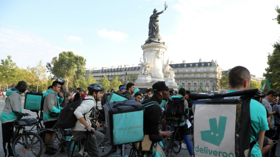 EU-Parlament f&uuml;r bessere Arbeitsbedingungen bei Lieferdiensten wie Deliveroo