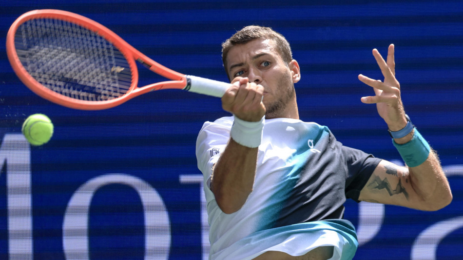  Tennis: Cobolli rimonta e vince, &egrave; in semifinale a Lione 