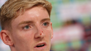 Mit dem Rad gest&uuml;rzt: Englands Gordon gezeichnet, aber fit