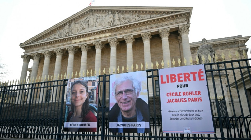  Iran: les ex-d&eacute;tenus C&eacute;cile Kohler et Jacques Paris "sont libres et en chemin vers le territoire fran&ccedil;ais", annonce Macron 