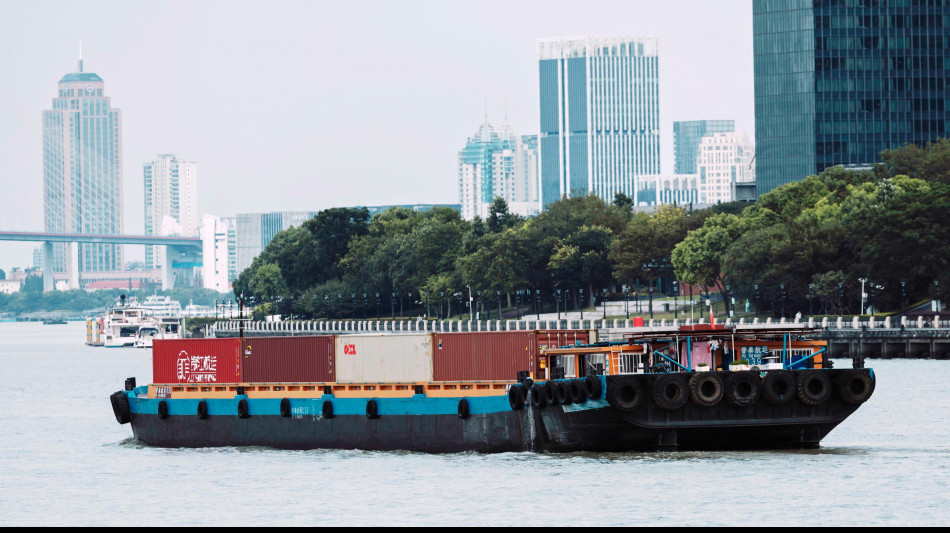 Cnbc, Trump proroga di 90 giorni la tregua sui dazi con la Cina