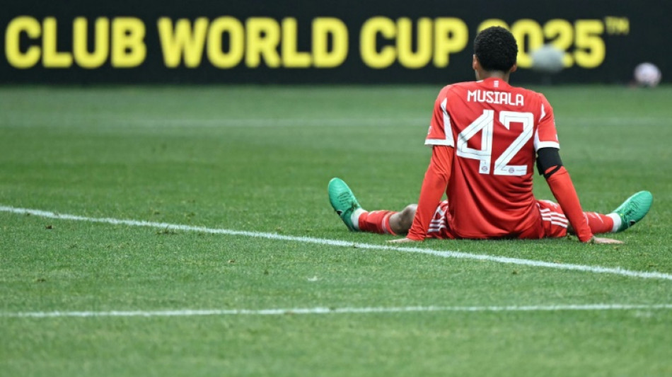 Musiala sofreu fratura na fíbula e ficará afastado 'por um longo período'