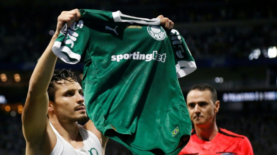  Am&eacute;rica do M&eacute;xico anuncia oficialmente a contrata&ccedil;&atilde;o de Raphael Veiga 