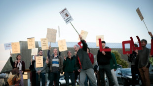 "Trop, c'est trop": fin houleuse de la concertation sur le projet de piscine nucl&eacute;aire