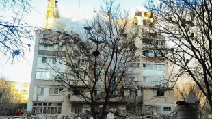 Ukraine: 25 morts dans une frappe russe, tentatives diplomatiques de Zelensky à Ankara