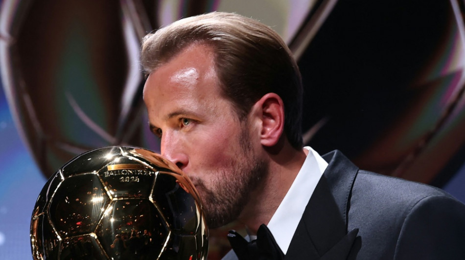  Kane gewinnt Ballon d'Or: "Bayern eine B&uuml;hne f&uuml;r Weltklasse" 