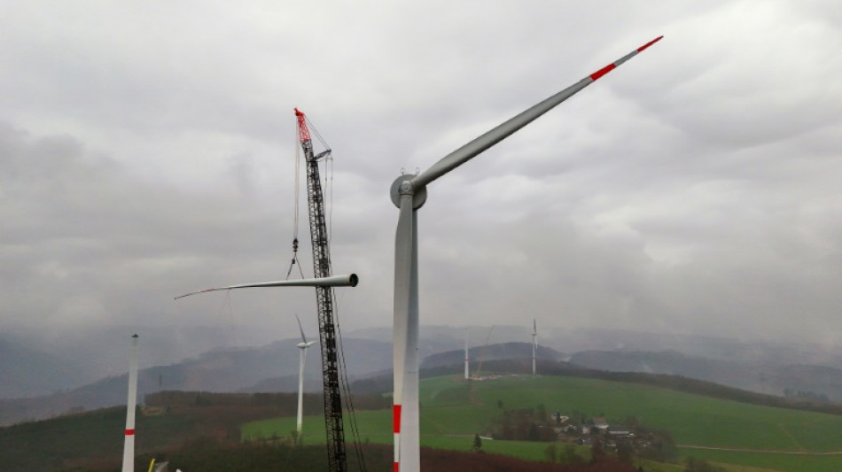 Stromproduktion mit Erneuerbaren gestiegen - Habeck sieht Deutschland auf Kurs