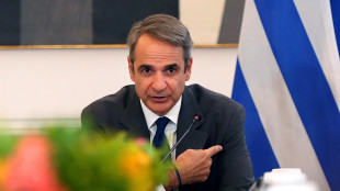 Grecia sospende esame domande asilo per arrivi nord Africa