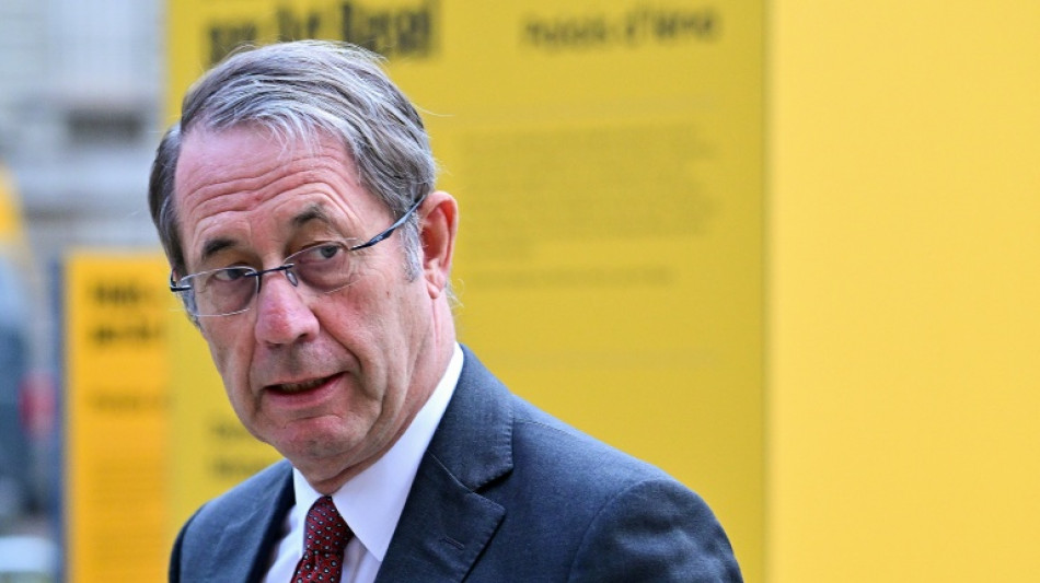  Retraites et travail: la conférence sociale entre dans le vif du sujet 