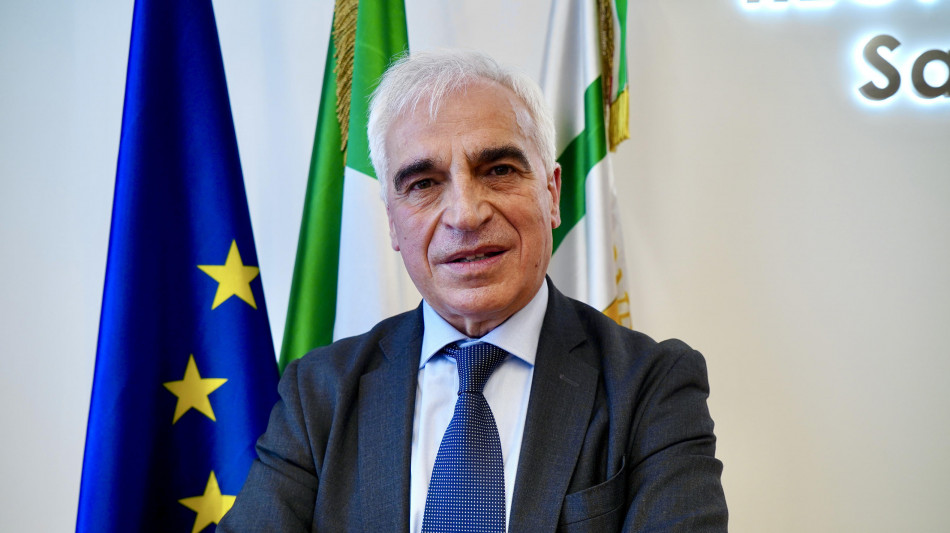 ++ Regione Puglia, si dimette l'assessore alla Sanit&agrave; ++