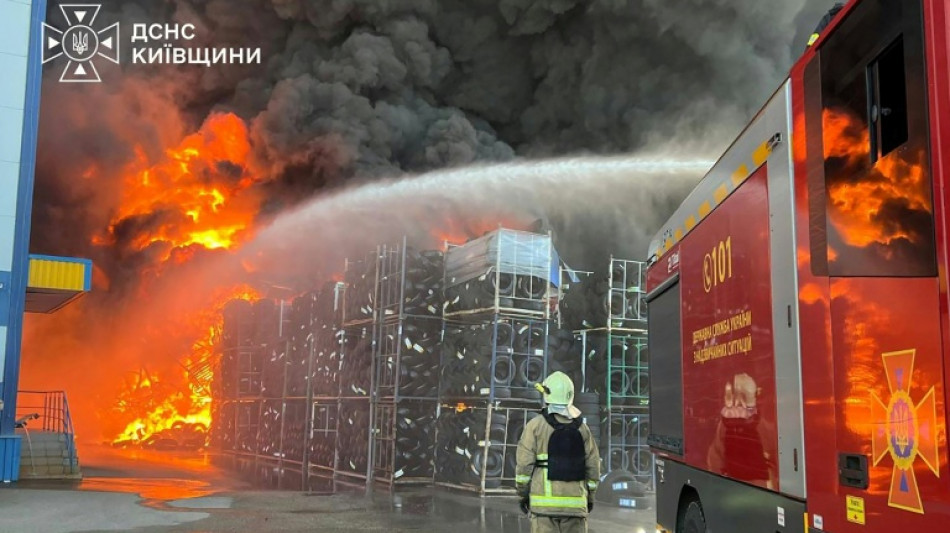  Mindestens 37 Tote bei russischem Drohnenangriff auf Munitionslager nahe Kiew 