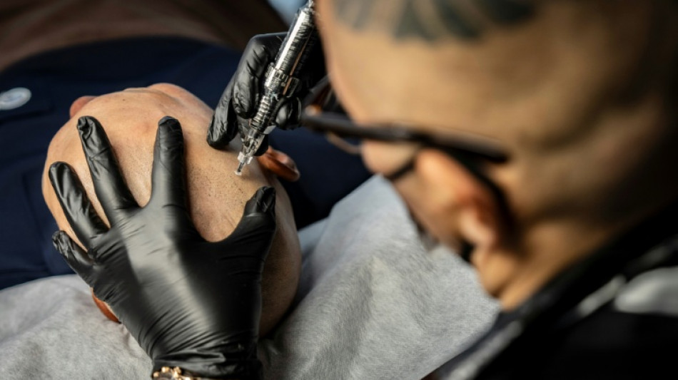  Art or medicine? Japan's cosmetic tattoo artists in limbo 