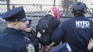 Columbia University chiama polizia per sit-in pro-Gaza, arresti