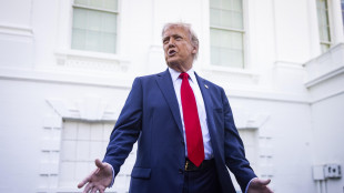Trump attacca la sentenza sui dazi, 'politica e orribile'