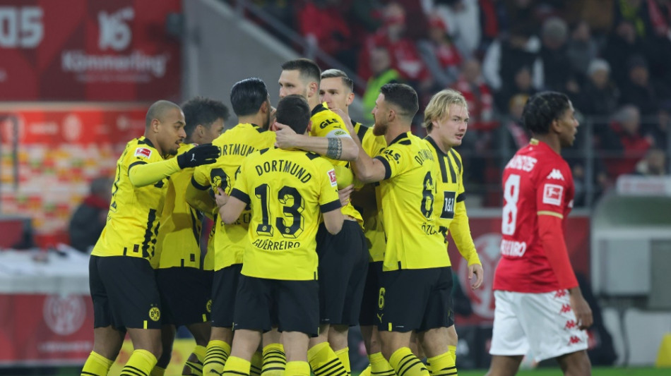 Dortmund nutzt Bayern-Patzer