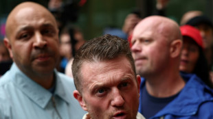 Royaume-Uni : le militant d'extr&ecirc;me droite Tommy Robinson nie avoir harcel&eacute; des journalistes