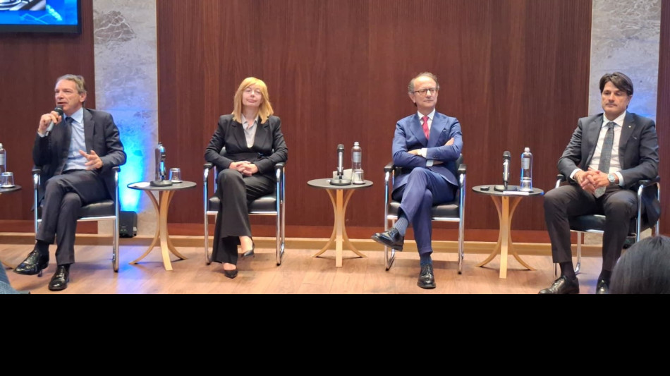 Edison-Censis, 67% italiani punta a proteggersi da rialzi improvvisi dell'energia 