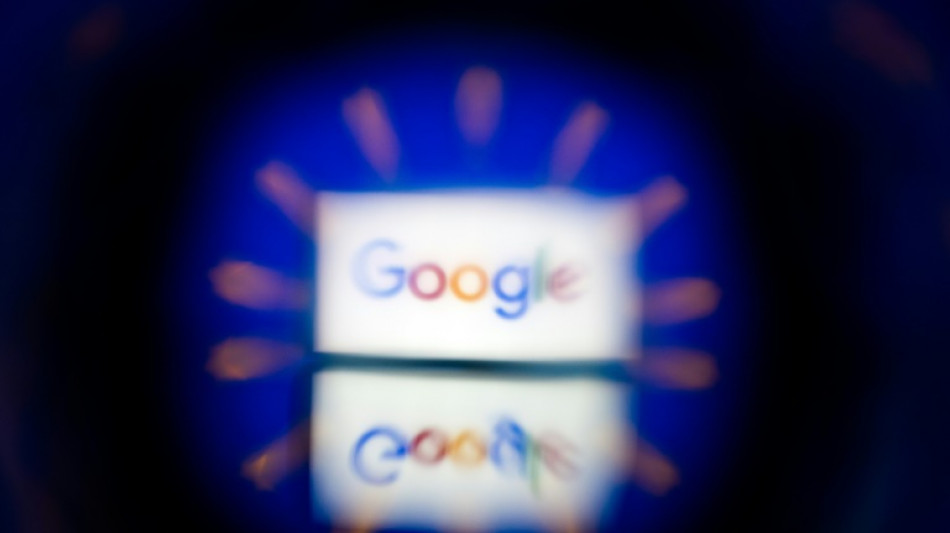 UE solicita informações à Apple, Google e Microsoft sobre sua luta contra fraudes