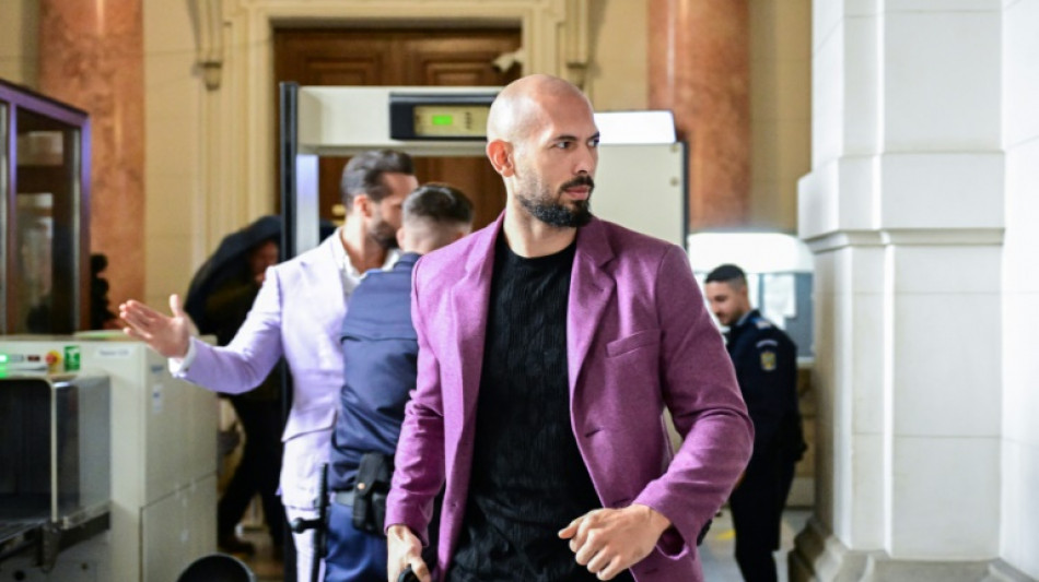 El "influencer" Andrew Tate y su hermano, acusados de "violación" y "tráfico de seres humanos" en Reino Unido, anuncia la Fiscalía 