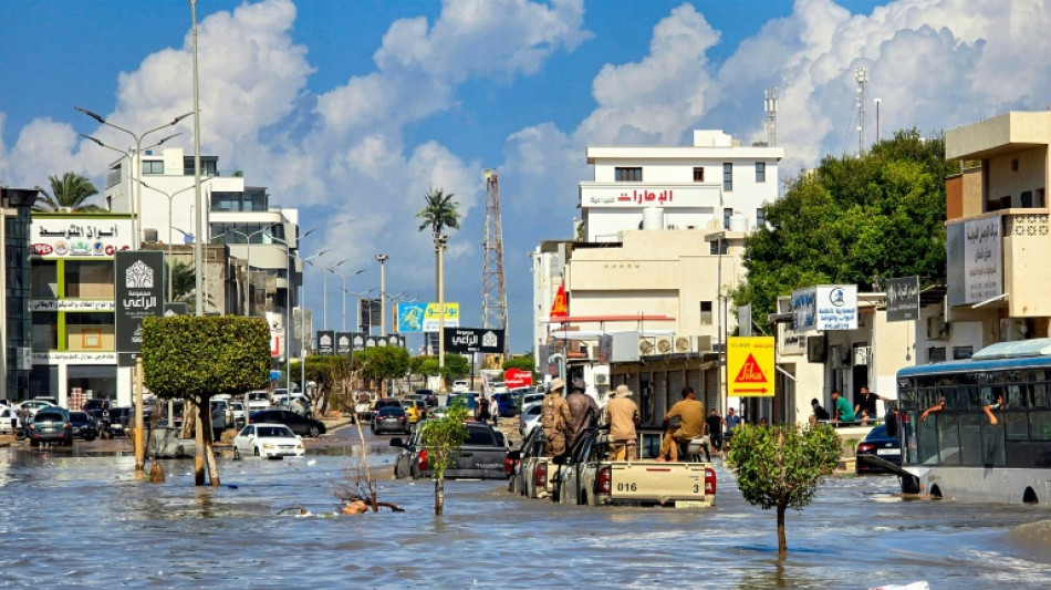  Rues inond&eacute;es, v&eacute;hicules submerg&eacute;s: en Libye, de fortes pluies paralysent la capitale et causent un d&eacute;c&egrave;s 