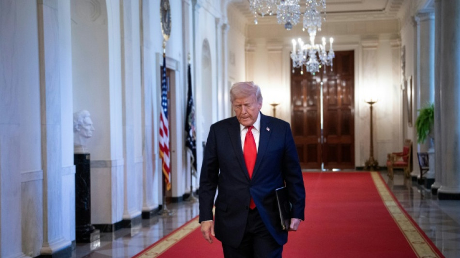 China diz que 'não tem medo de lutar' na guerra comercial contra EUA