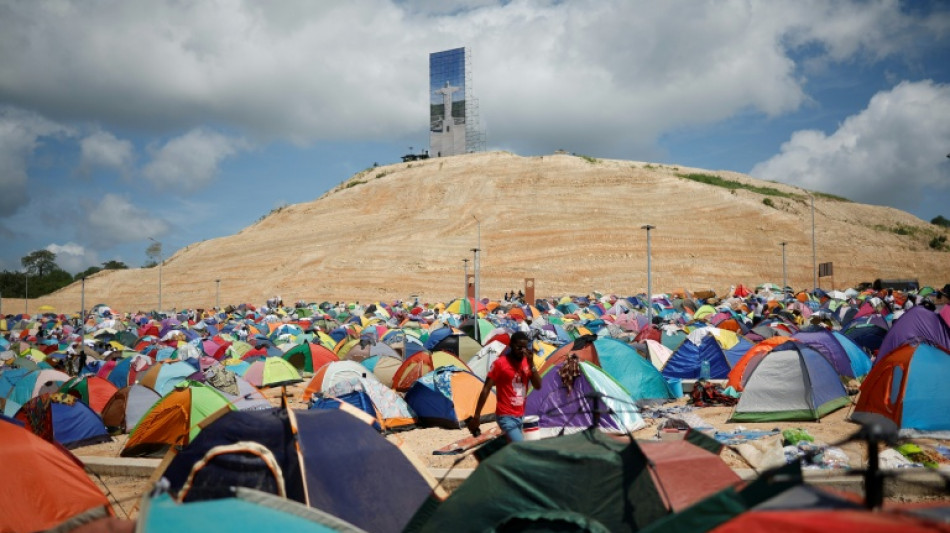  Messe mit 100.000 Menschen in Angola: Papst Leo XIV. ruft zur "Hoffnung" auf 