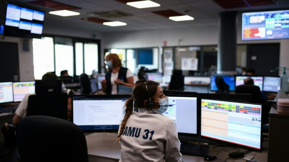 Au Samu, le t&eacute;l&eacute;phone sonne toujours plusieurs fois