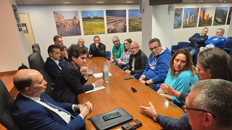 Vertice sindacati-Regione su Electrolux, 'chiederemo ritiro del piano' 