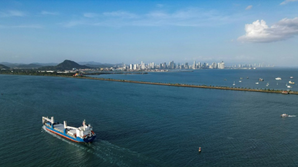 Gobierno de EEUU asegura que sus buques no pagar&aacute;n por cruzar el canal de Panam&aacute;