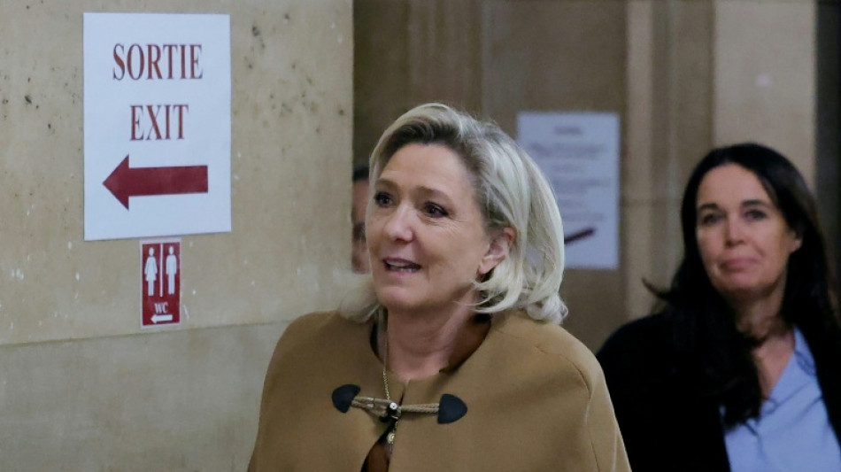  MP da Fran&ccedil;a dificulta candidatura de Marine Le Pen nas elei&ccedil;&otilde;es de 2027 