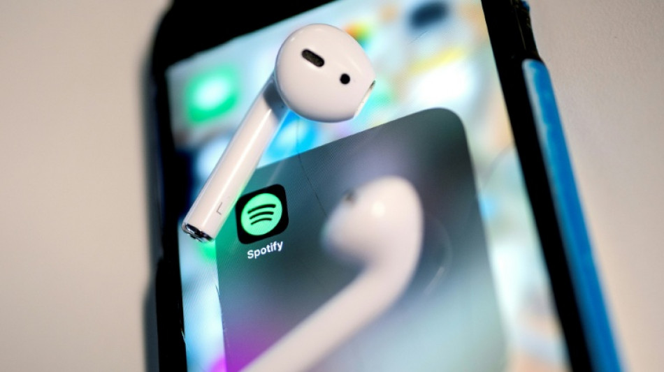 Spotify accus&eacute; dans une plainte de fraude aux &eacute;coutes